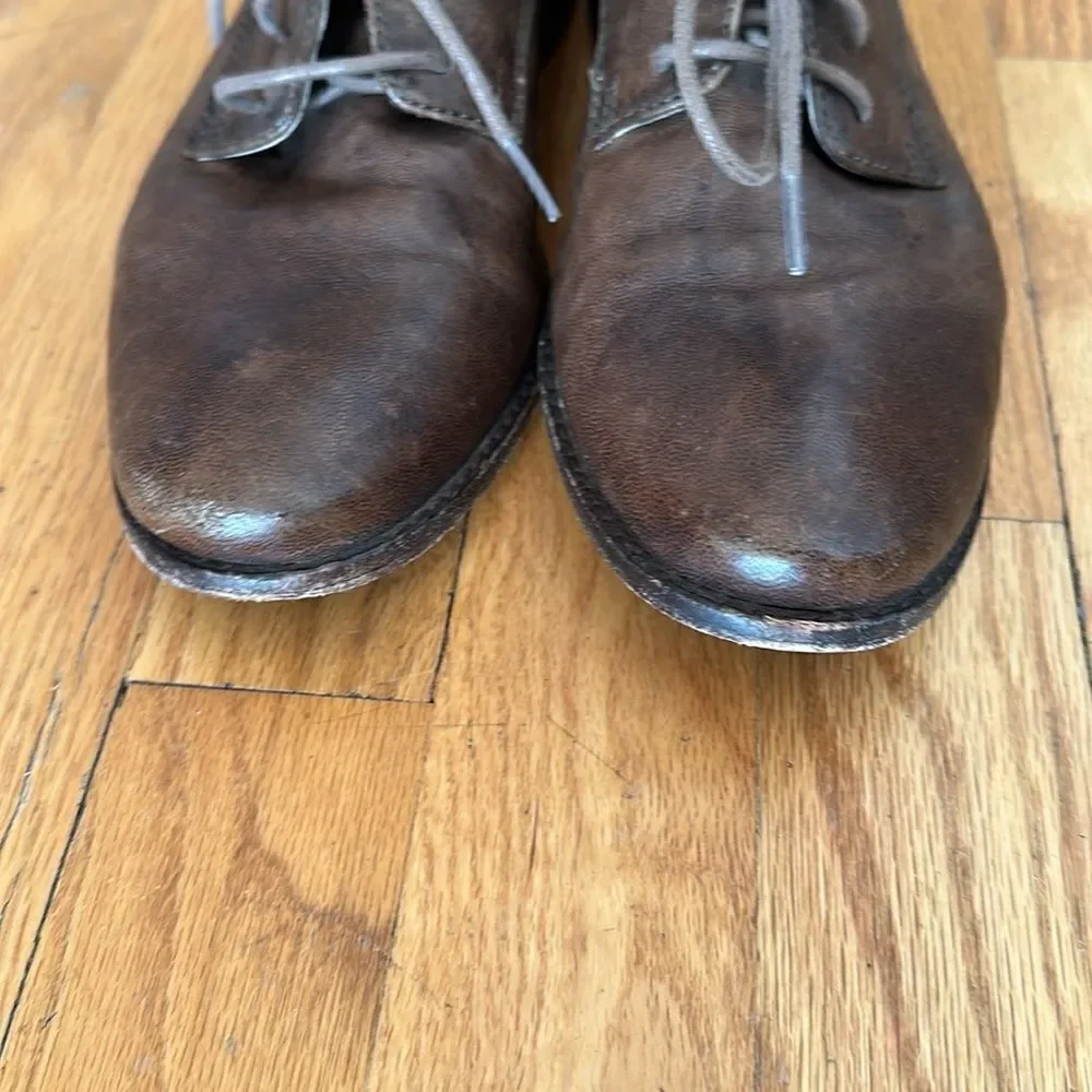 Frye sz 8 Anna Oxford brown leather with laces great pre owned condition